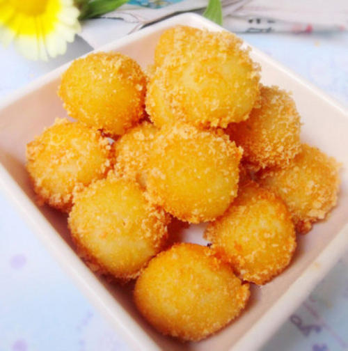 甜品做法大全 土豆芝士球