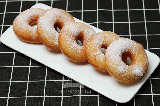 美國(guó)最受歡迎甜品-甜甜圈